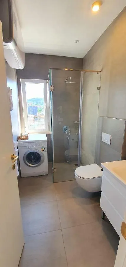 Lake Muse Penthouse Apartment Tirana