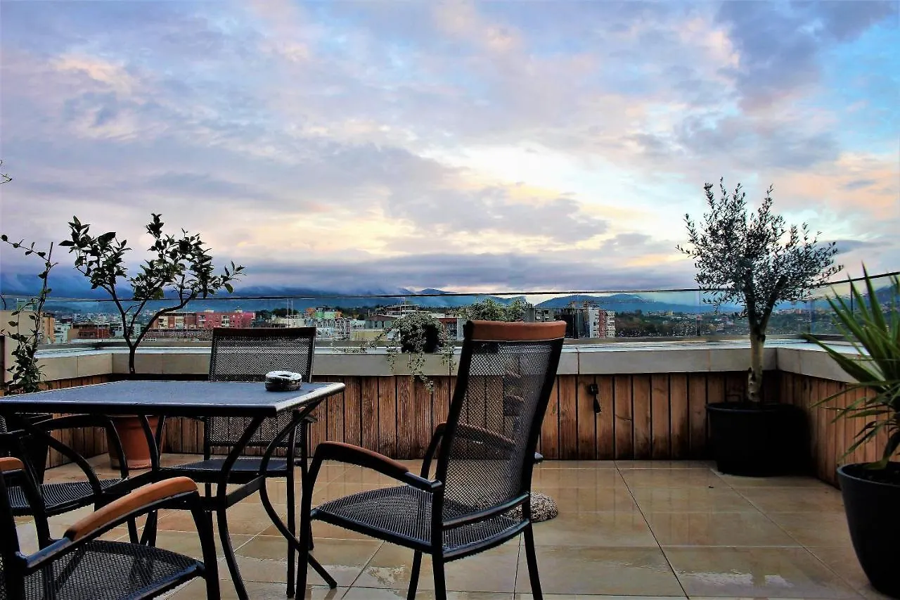 Lake Muse Penthouse Apartment Tirana